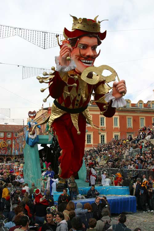 Le Roi Arleking : Le public est submerg d'offres de programmes. Mais tant mieux : on en a jamais assez ! Alors arrive Arleking (le cousin d'Arlequin) : le matraquage intensif  coups de gourdin mdiatique, lui, c'est son truc ! et pan !