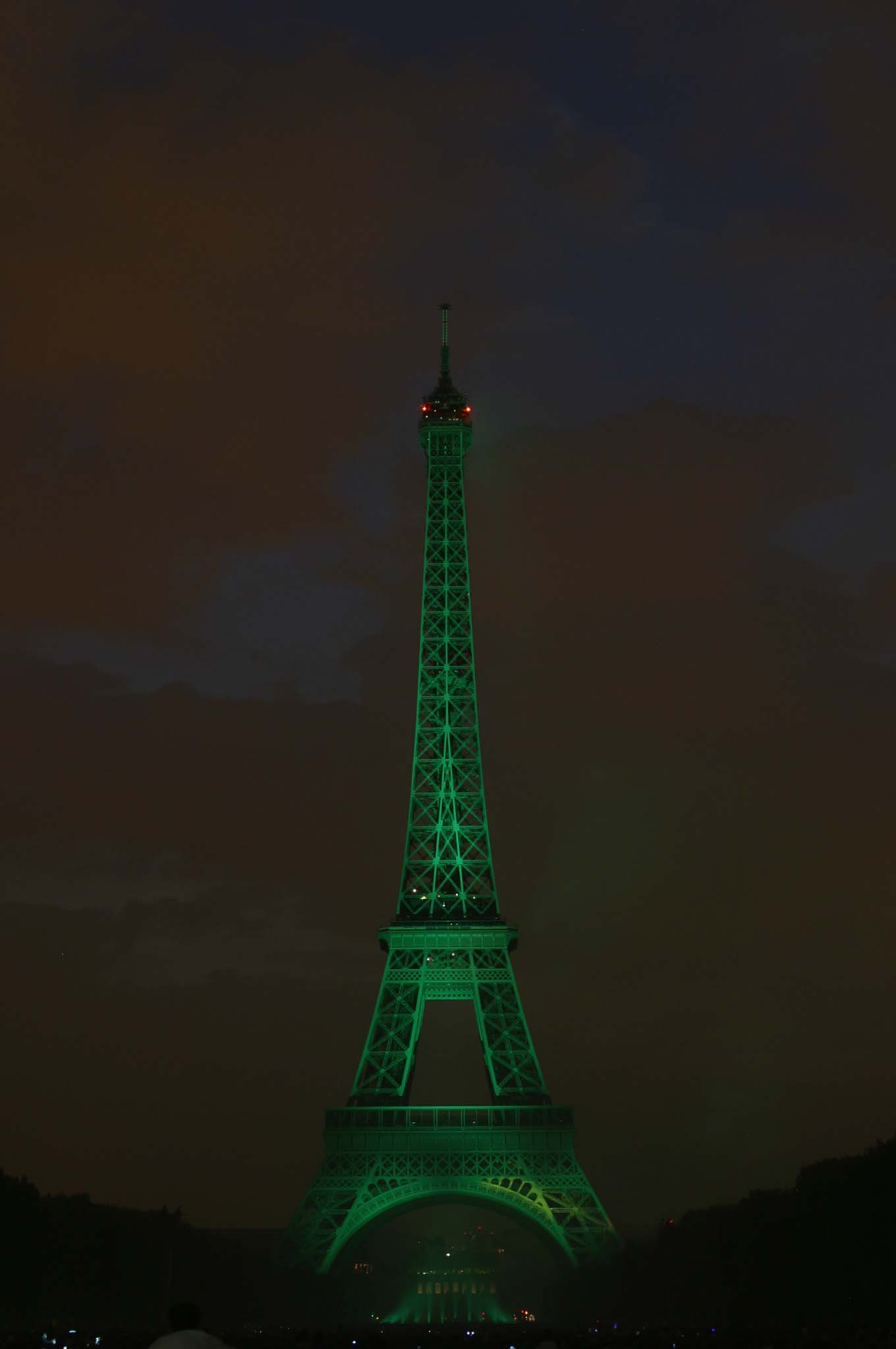 Tour Eiffel en vert